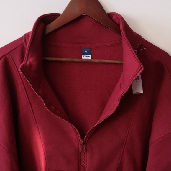 New With Tags Women's Old Navy Red Sweatshirt Size 3X w Front Pocket - Picture 4 of 7